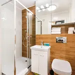 Ochota Artistic Space By Bookinghost *