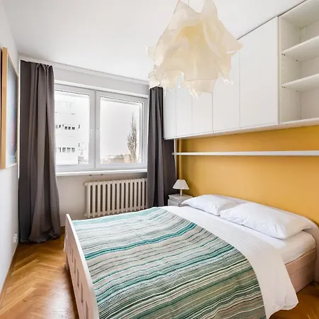 Ochota Artistic Space By Bookinghost Warszawa