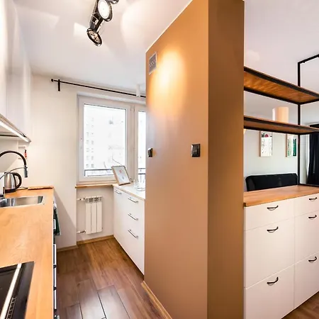 Ochota Artistic Space By Bookinghost *