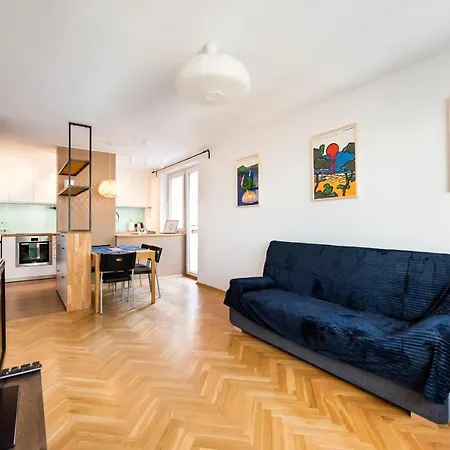 Ochota Artistic Space By Bookinghost Apartment